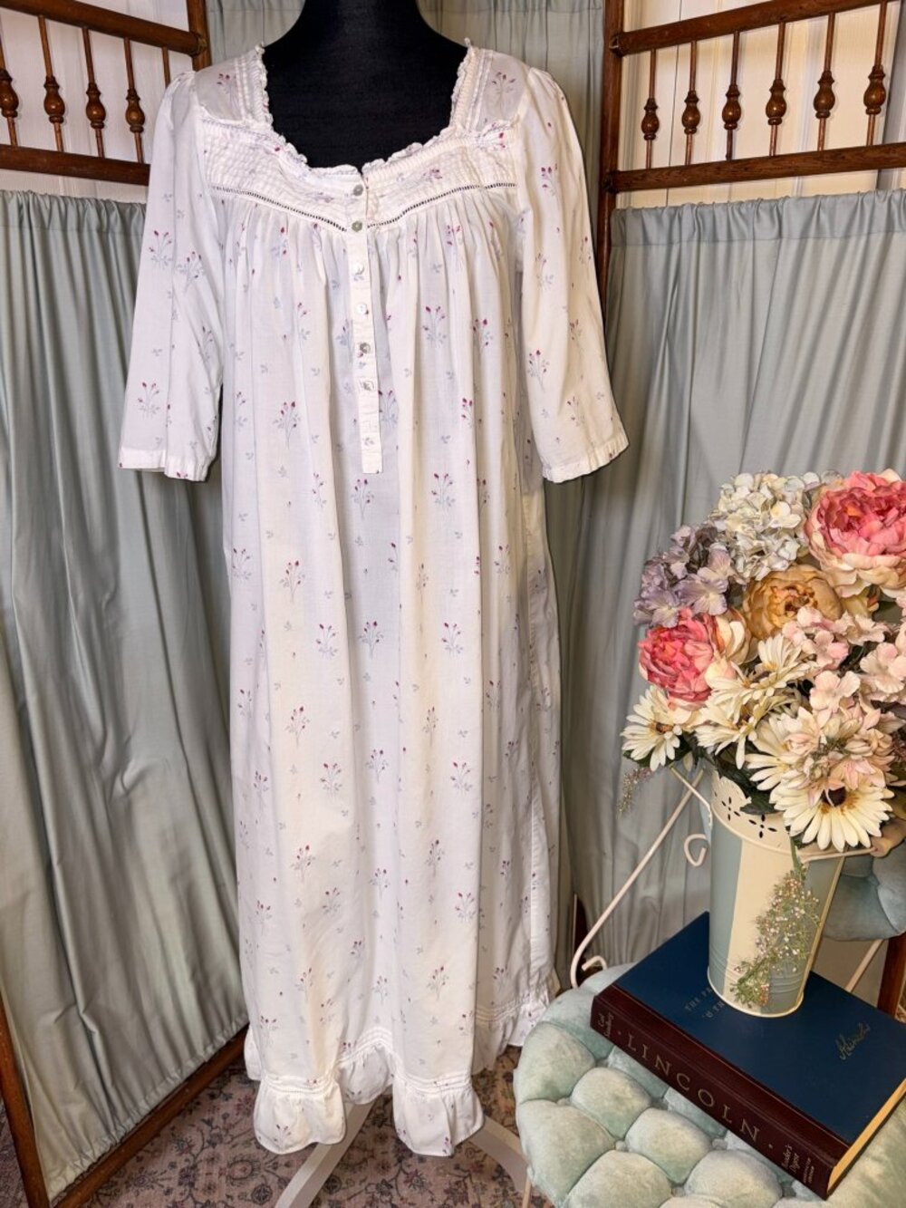 Eileen West Nightgown Small White Floral Cotton Cottagecore Prairie Nightgown Mi
